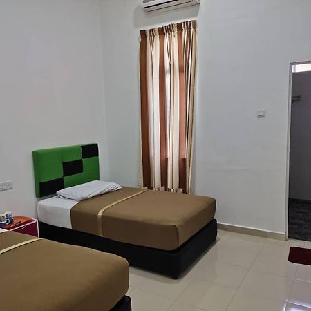 Dlayaran Villa Guest House Kuala Rompin Luaran gambar
