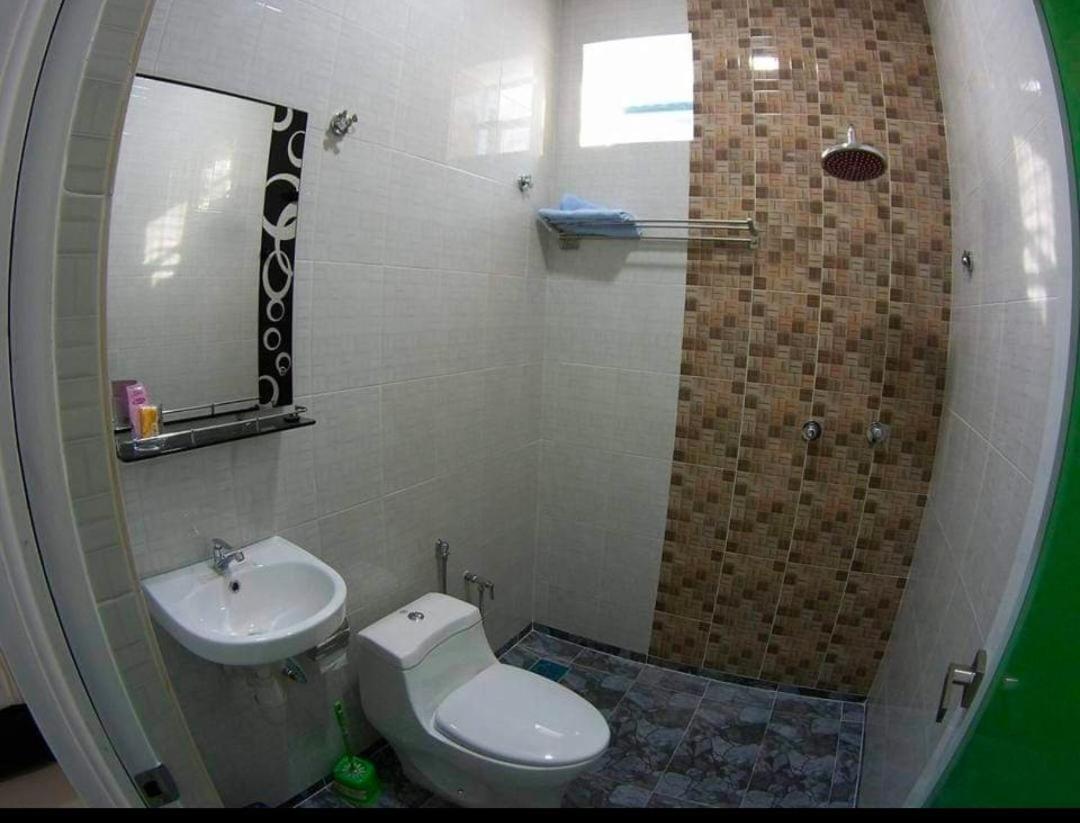 Dlayaran Villa Guest House Kuala Rompin Luaran gambar