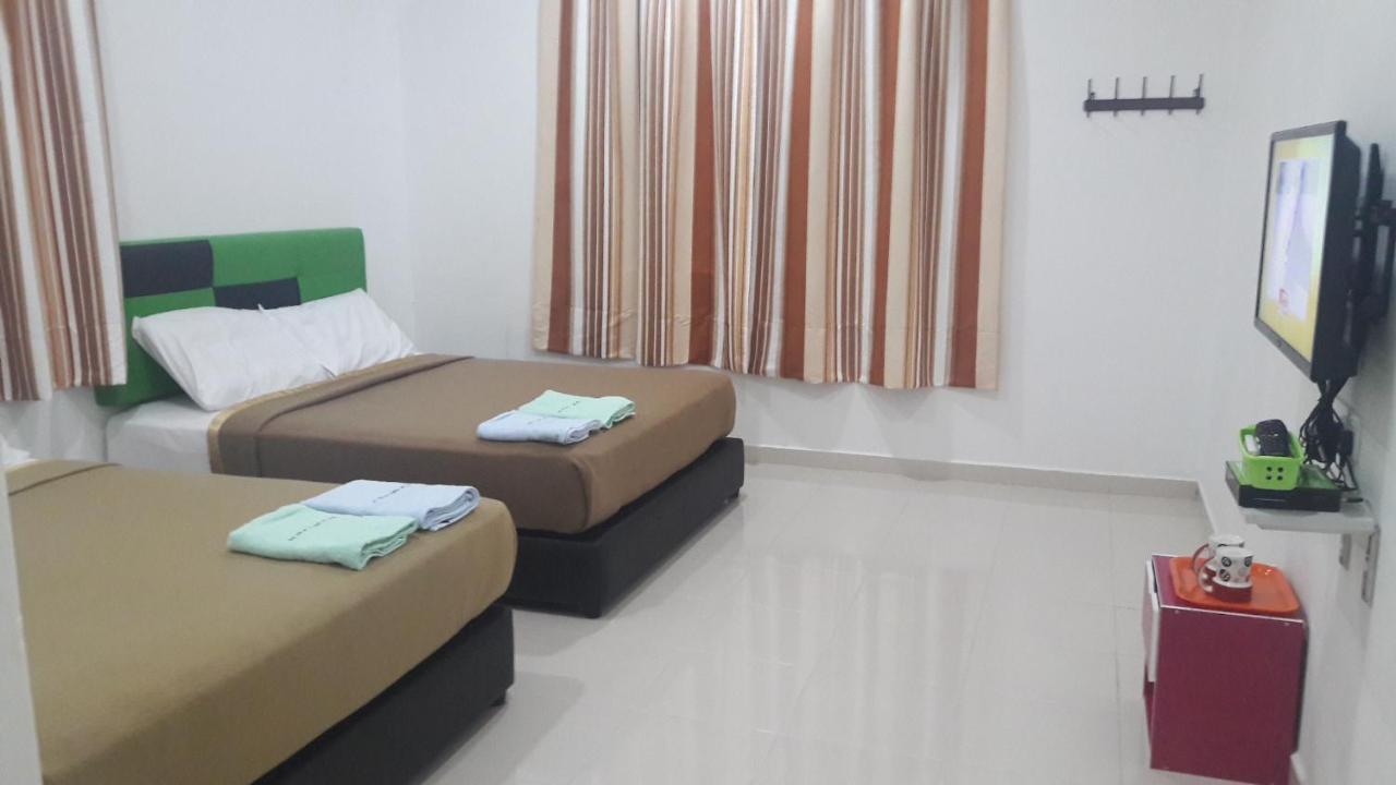 Dlayaran Villa Guest House Kuala Rompin Luaran gambar